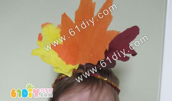 Leaf making headgear