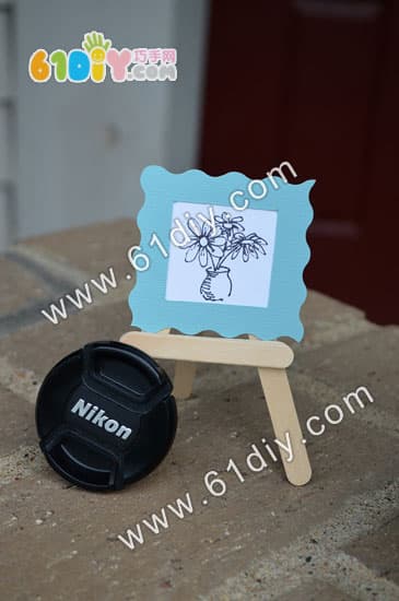 Popsicle stick mini easel