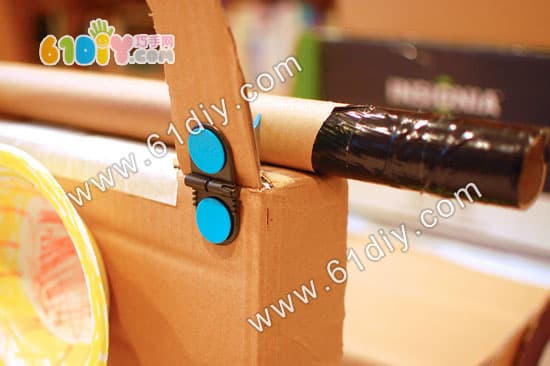 Waste carton making car