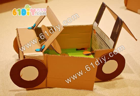 Waste carton making car