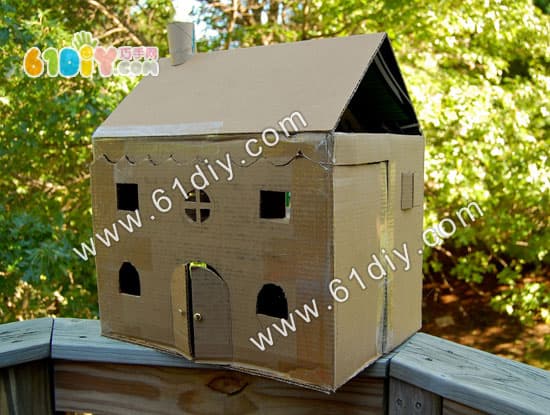 Carton making cottage