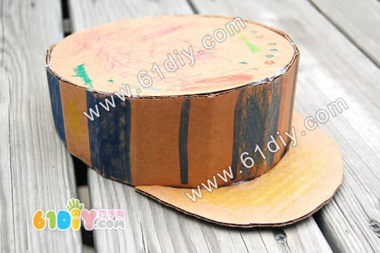 Hat DIY (waste carton handmade)