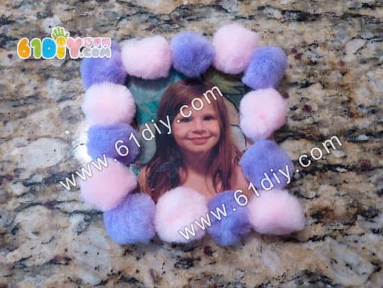 Plush ball photo frame making