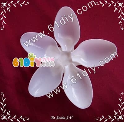 Disposable spoon handmade flower making