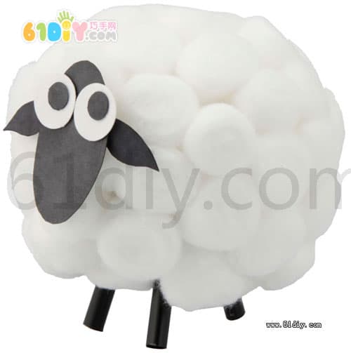 Newspaper ball sheep handmade