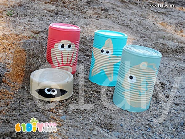 Homemade beach toys (iron cans handmade)