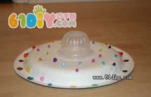 Paper tray flying saucer handmade