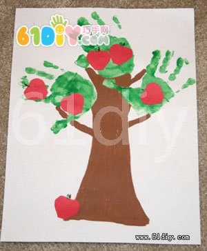Creative apple tree painting