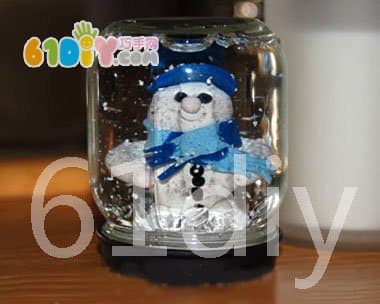 Christmas decoration snowman making