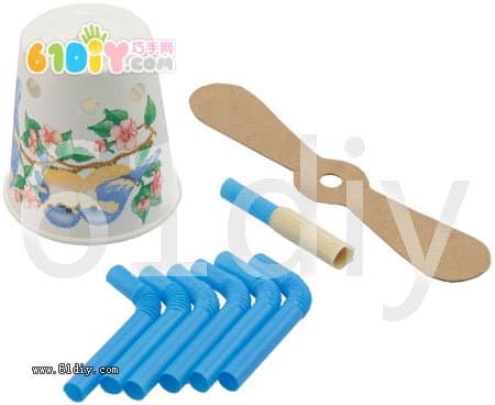 Cling film tube making aircraft model