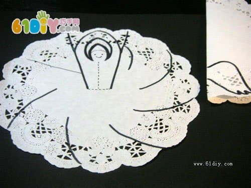 Cake paper making angel illustration