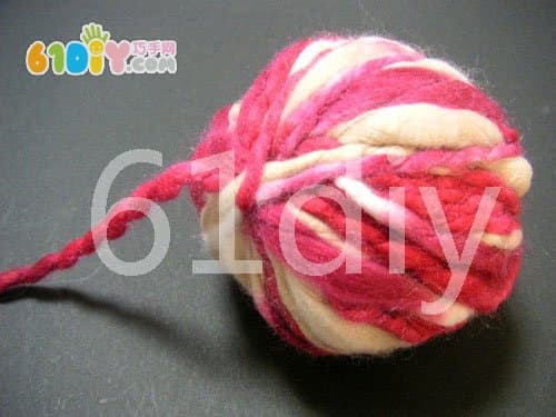 Handmade christmas balls with wool
