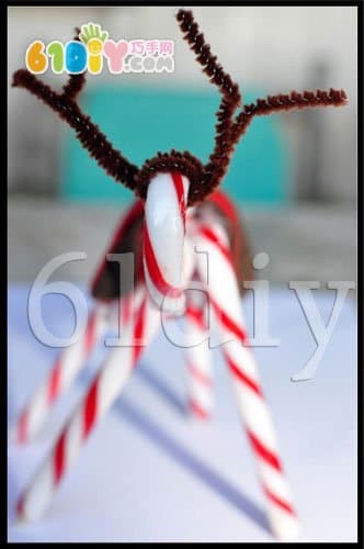 Candy cane making christmas reindeer