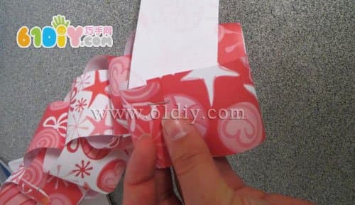 Christmas party decoration ring making