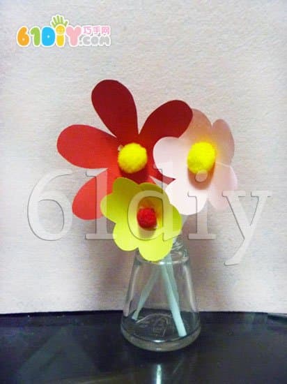 Simple three-dimensional flower making
