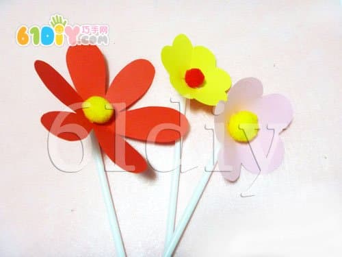 Simple three-dimensional flower making