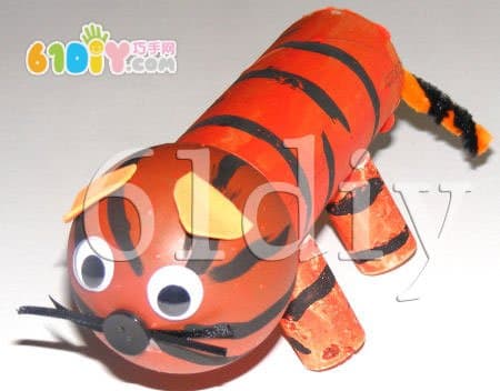 Paper core tiger handmade