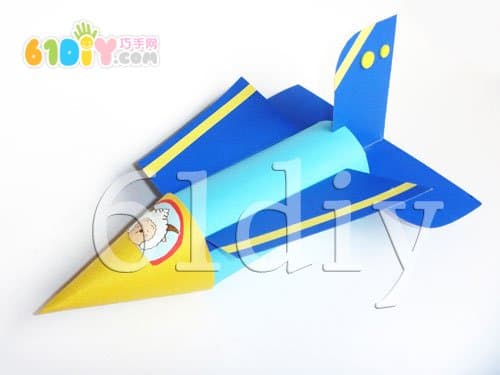 Roll paper core aircraft handmade