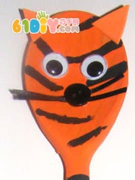 Wooden spoon handmade tiger