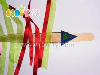 Wooden spoon ribbon making Chinese dragon