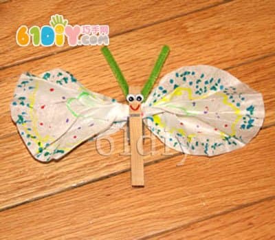 Clothespin butterfly making