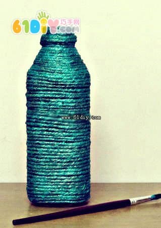 Waste glass bottle making vase