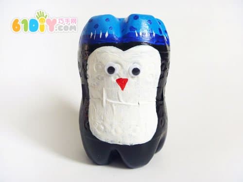 Handmade small penguin with drink bottle