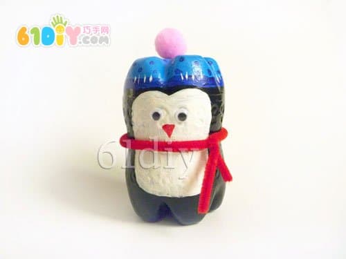 Handmade small penguin with drink bottle