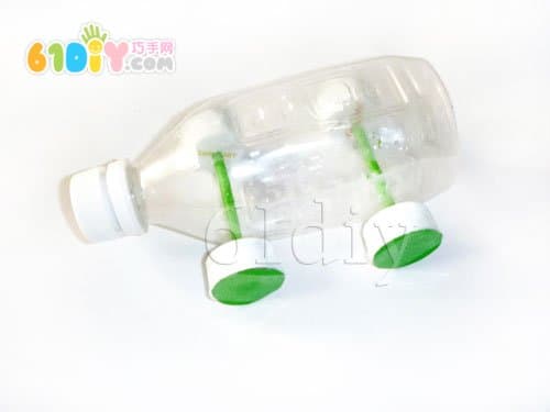 Plastic bottle making car