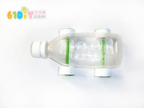 Plastic bottle making car