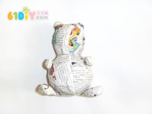 Newspaper waste using handmade bears