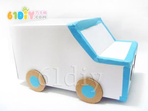 How to make a carton car