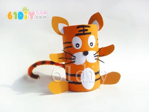 Roll paper core animal handmade - little tiger