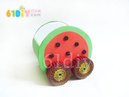 Scotch tape paper tube making watermelon car