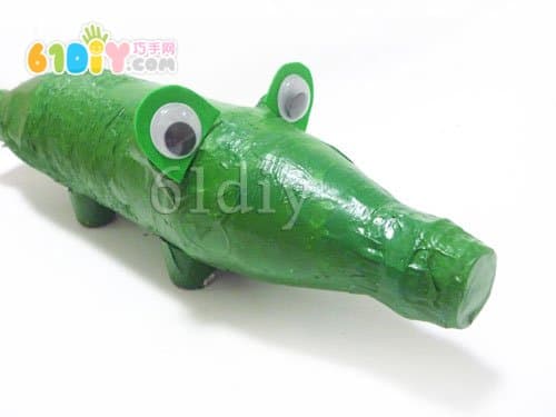 Beverage bottle handmade crocodile