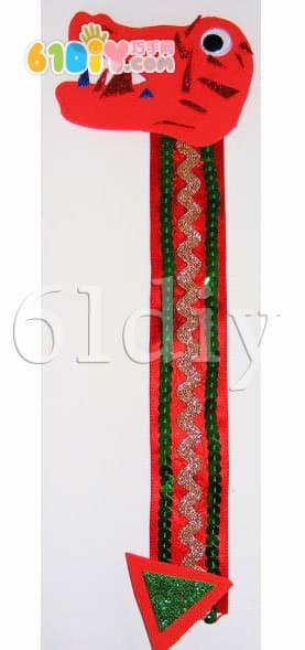 Chinese dragon bookmark handmade