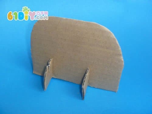 Stereo elephant made of cardboard