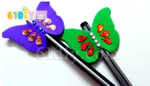 Make a beautiful butterfly pen case