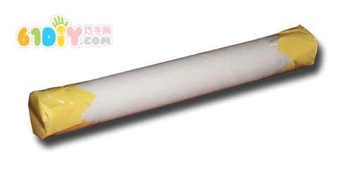 Kindergarten paper tube making beat instrument