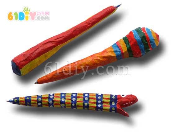Children's creative handmade newspaper pen