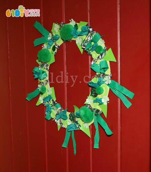 Kindergarten handmade - spring wreath