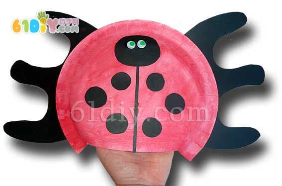 Kindergarten spring production: paper tray ladybug