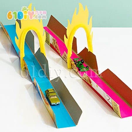 Children's games handmade - making a toy car bridge with a waste carton