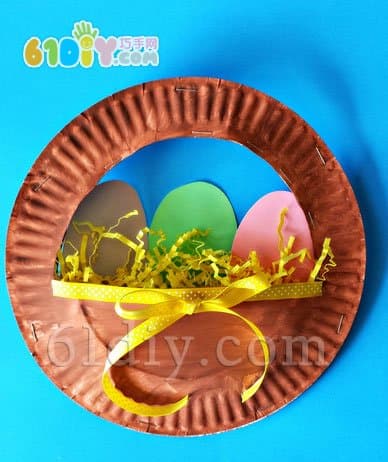 Children's egg basket