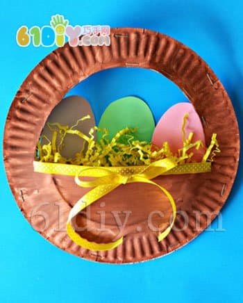 Children's egg basket