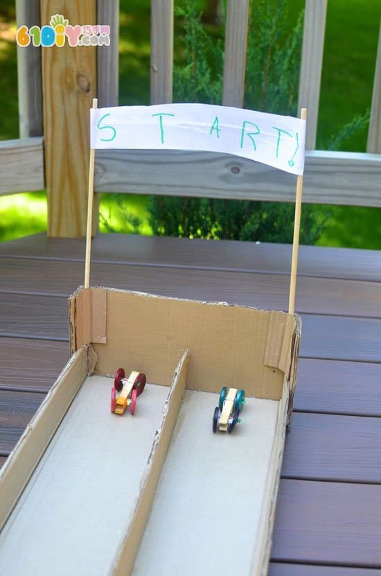 Making a toy racing track with a carton