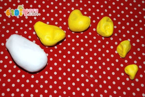 Children's handmade ducklings