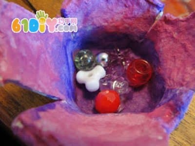 Children's spring handmade - egg box DIY flower ornaments