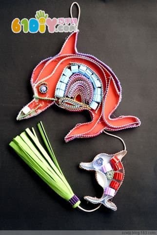 Beautiful corrugated handmade ornaments (2)