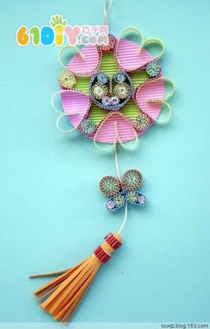 Beautiful corrugated handmade ornaments (2)